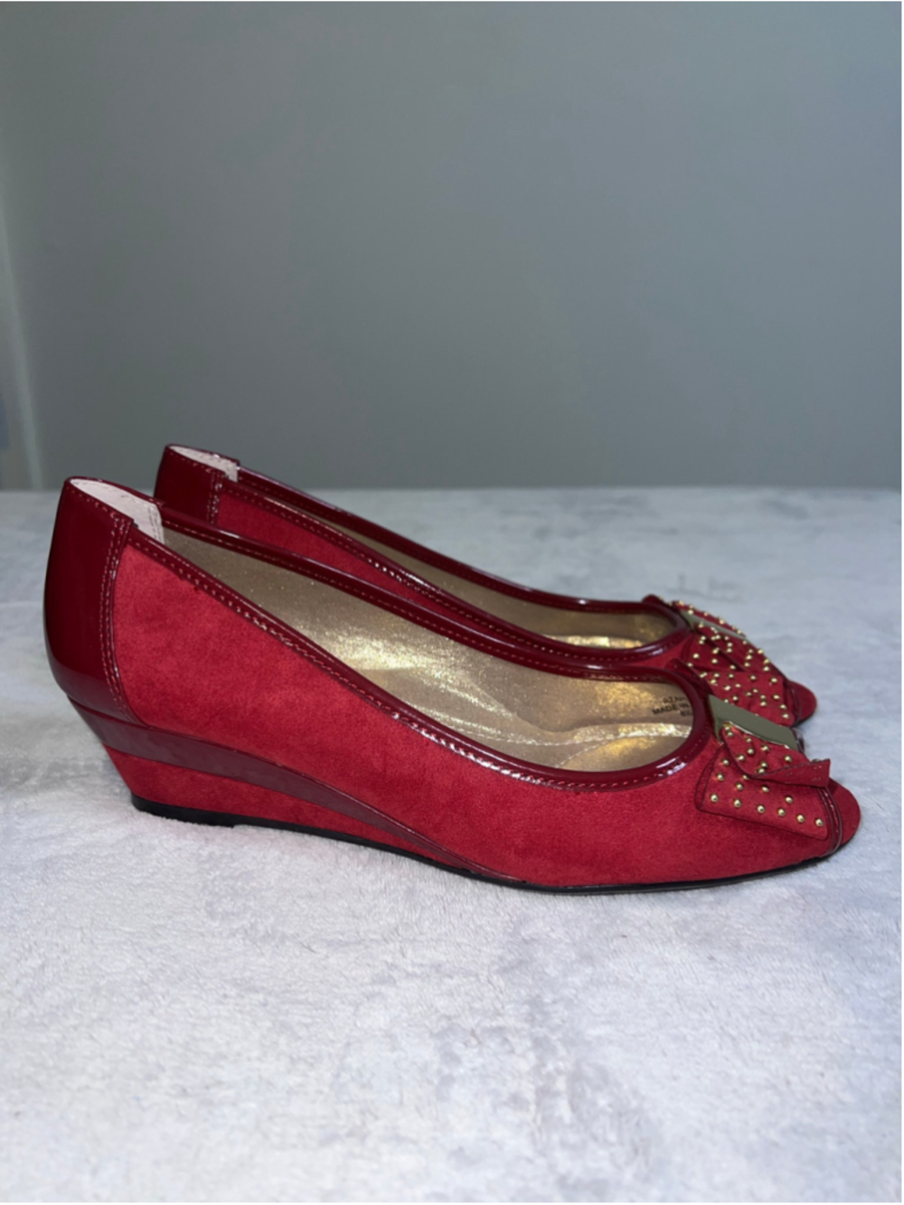 J. Renee Red Suede Wedge Shoes Size 8.5 Gold Accents